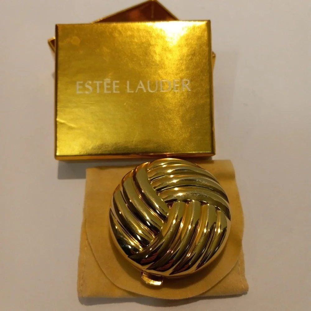 Estee Lauder Golden Love Knot Compact Lucidity 06 Transparent Pressed Powder.